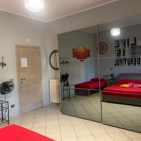 Casa Vacanze La Stazione Браччано Экстерьер фото